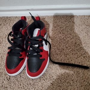 boy Nike air Jordan's